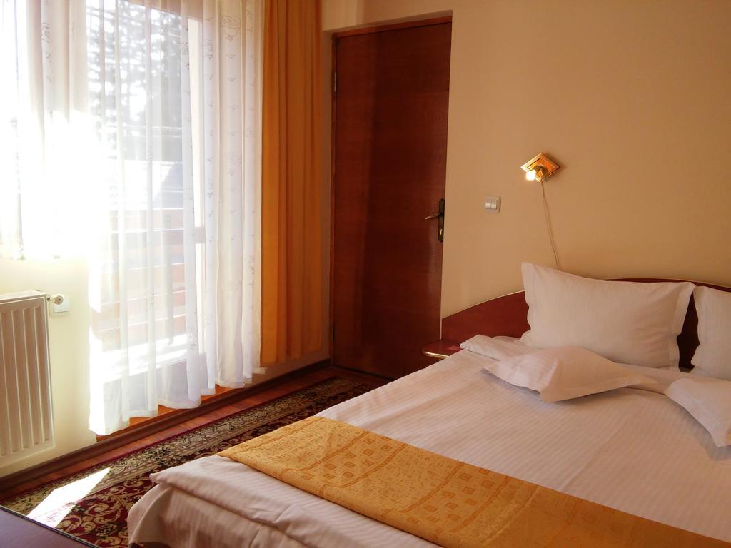 Pension Casa Soarelui Sinaia Dış mekan fotoğraf